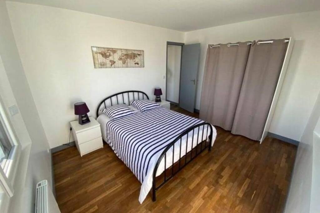 Maison de 2 à 8 personnes 5 chambres Portbail Esterno foto