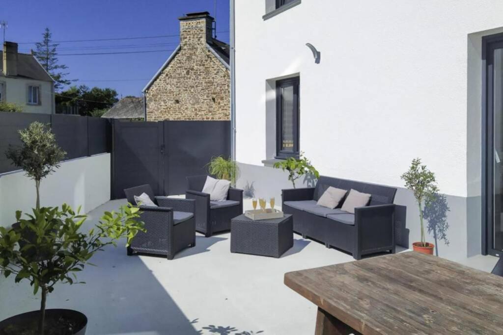 Maison de 2 à 8 personnes 5 chambres Portbail Esterno foto